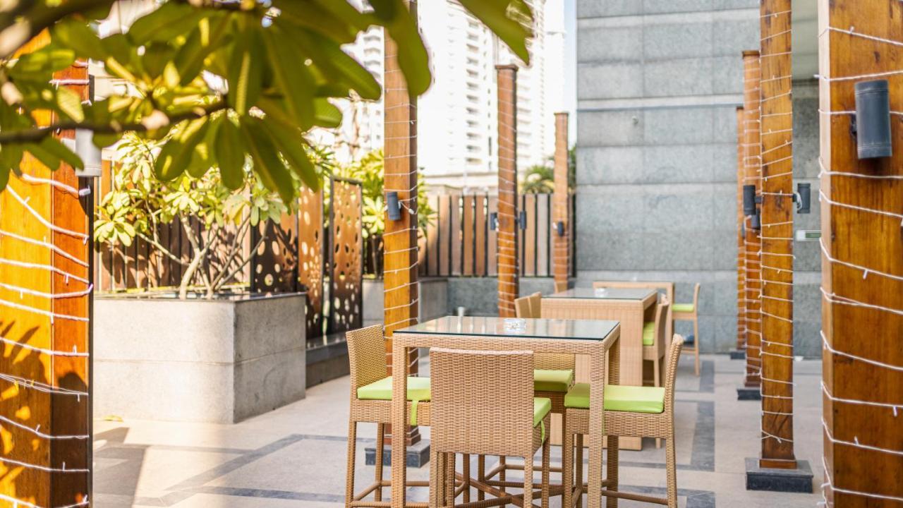 Ibis Gurgaon Golf Course Road - An Accor Brand Ξενοδοχείο Εξωτερικό φωτογραφία